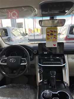 تۆیۆتا لاند کروزەر